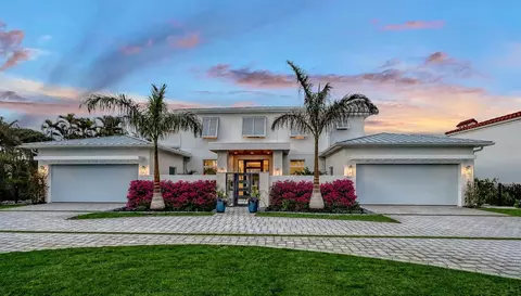 1521 S Lake Shore Dr, Sarasota, FL 34231