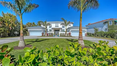 1521 S Lake Shore Dr, Sarasota, FL 34231