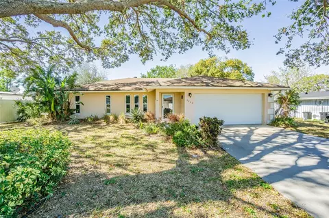 4809 Elfrida Ave, Sarasota, FL 34235