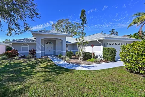 3267 Crystal Lakes Ct, Sarasota, FL 34235