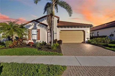23703 Waverly Cir, Venice, FL 34293