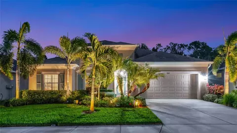 854 Rosemary Cir, Bradenton, FL 34212
