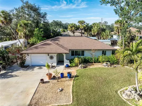 180 Aurora Rd, Venice, FL 34293 photo 1
