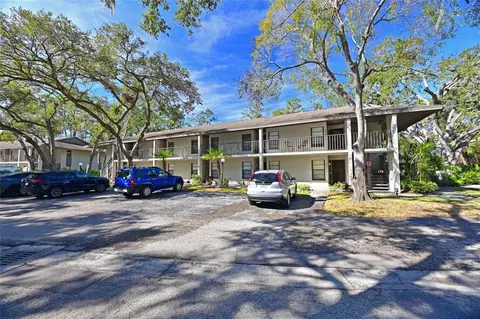 3011 Quail Holw #3011, Sarasota, FL 34235