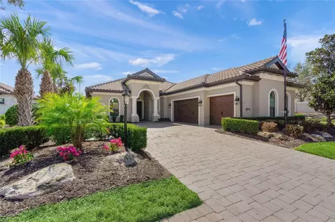 14208 Woodhall Pl, Bradenton, FL 34202