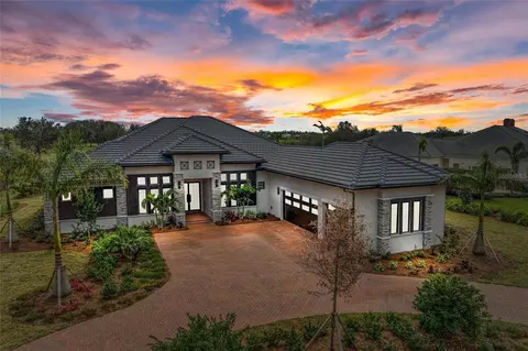 3123 Founders Club Dr, Sarasota, FL 34240