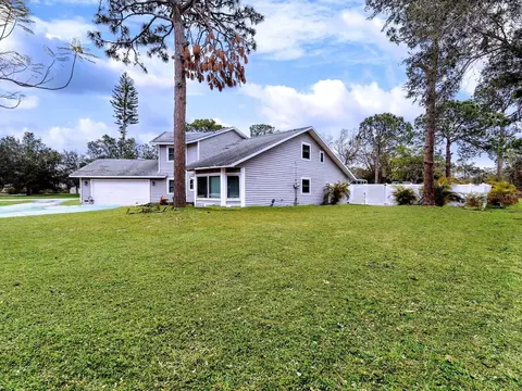 3822 Ironwood Ct, Sarasota, FL 34243
