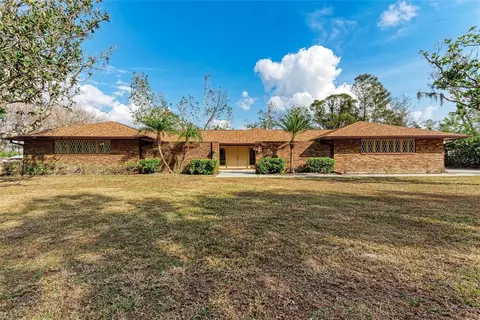2119 Zipperer Rd, Bradenton, FL 34212