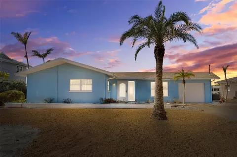 2762 W Vina Del Mar Blvd, Saint Pete Beach, FL 33706