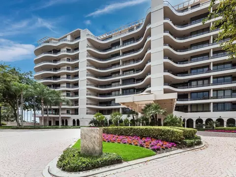 415 L Ambiance Dr #C404, Longboat Key, FL 34228