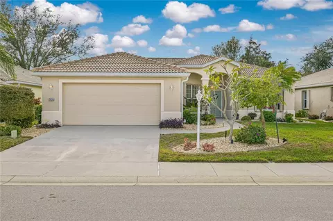 2070 Rio Nuevo Dr, North Fort Myers, FL 33917