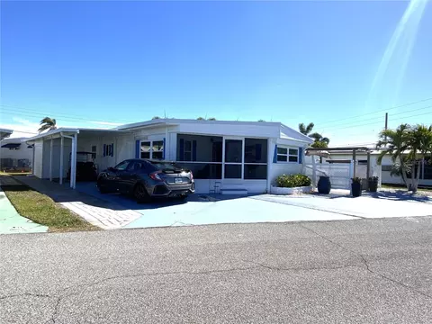 6619 Massachusetts St, Bradenton, FL 34207