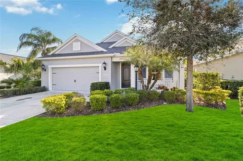 10931 Blue Magnolia Ln, Parrish, FL 34219