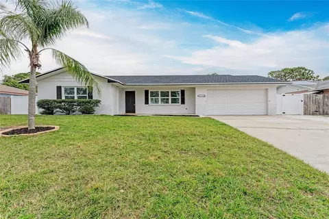 2211 41st St W, Bradenton, FL 34205