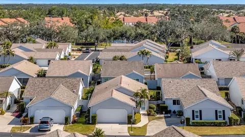 646 Ironwood Cir #127, Venice, FL 34292