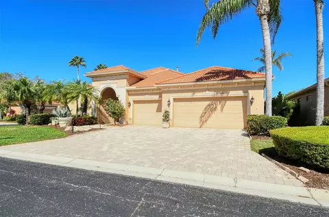 5118 Chateau Ct, Sarasota, FL 34238