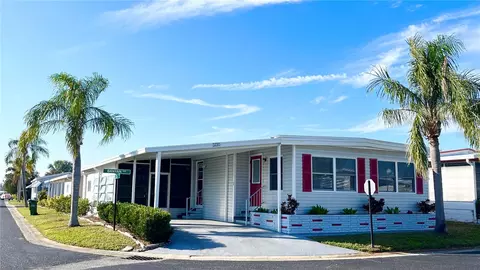 3230 Banyan Ter, Sarasota, FL 34237