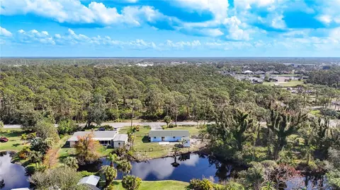 712 N Elm St, Englewood, FL 34223
