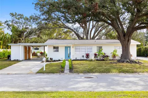 2211 Tuttle Ter, Sarasota, FL 34239