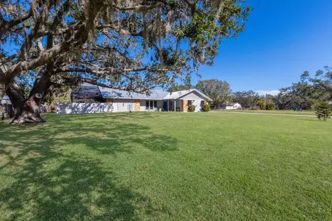 6615 13th Ave E, Bradenton, FL 34208