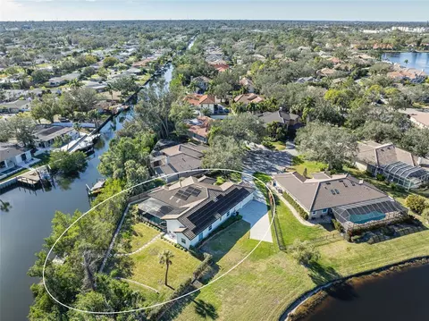 1060 Water Oak Ct NE, Saint Petersburg, FL 33703