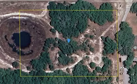 13714 County Line Rd, Spring Hill, FL 34606