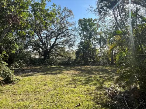 2450 Ringling Blvd, Sarasota, FL 34237