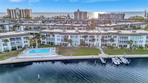 4430 Exeter Dr #104, Longboat Key, FL 34228