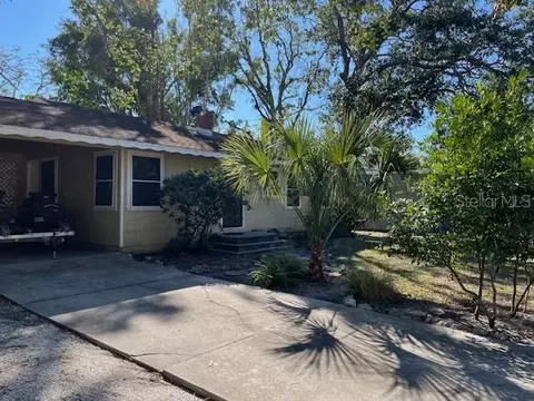 1958 Bougainvillea St, Sarasota, FL 34239
