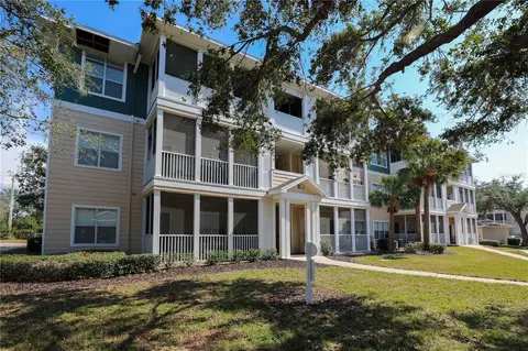 4802 51st St W #613, Bradenton, FL 34210
