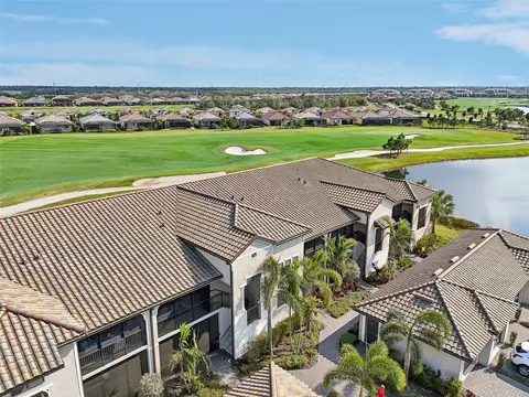 5721 Palmer Cir #205, Lakewood Ranch, FL 34211
