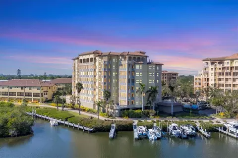 5531 Cannes Cir #605, Sarasota, FL 34231