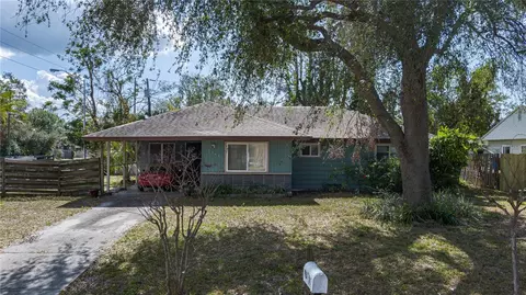 2784 Martin St, Sarasota, FL 34237
