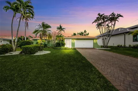 710 SW 52nd St, Cape Coral, FL 33914
