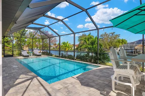 445 SE 13th Ave, Cape Coral, FL 33990