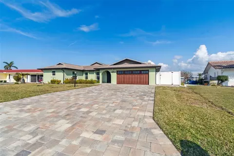 5120 Beacon Rd, Palmetto, FL 34221
