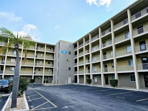 3528 Lake Bayshore Dr #K-115, Bradenton, FL 34205