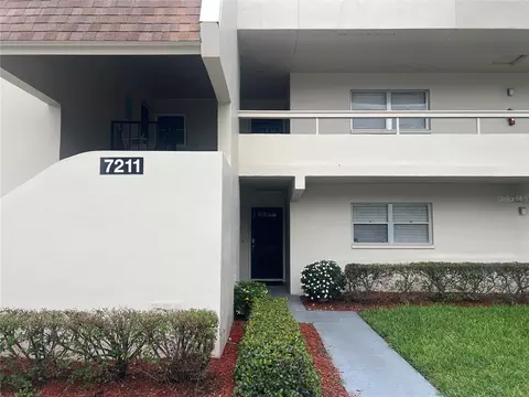 7211 W Country Club Dr N #135, Sarasota, FL 34243