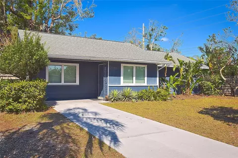 2785 Sydelle St, Sarasota, FL 34237