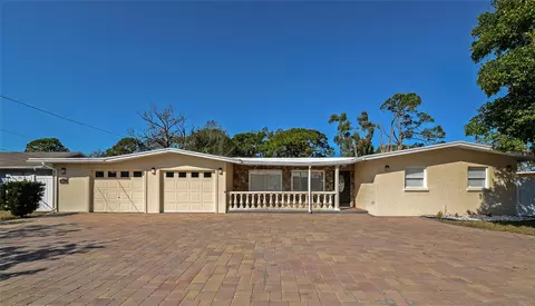 507 67th Ave W, Bradenton, FL 34207