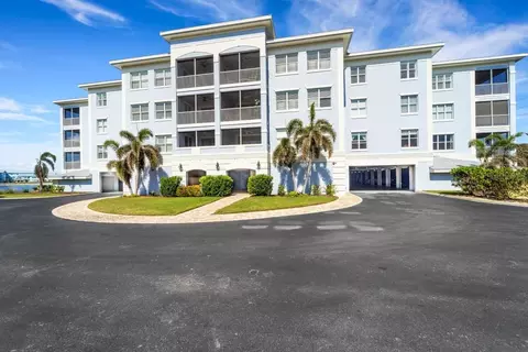 2001 Bal Harbor Blvd #2301, Punta Gorda, FL 33950