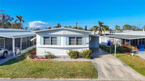 511 50th Avenue Dr W, Bradenton, FL 34207