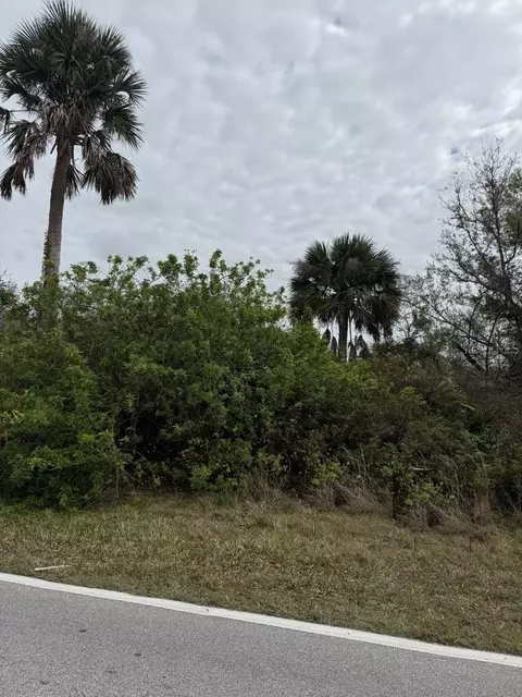 1038 Highlands Rd, Punta Gorda, FL 33983