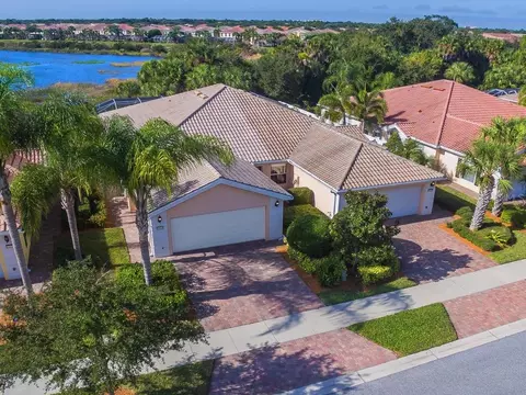 11629 Garessio Ln, Sarasota, FL 34238