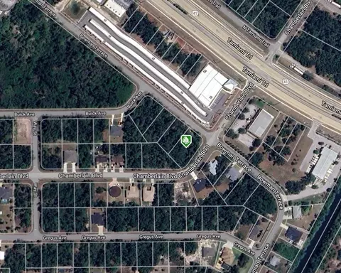 15576 Chamberlain Blvd, Port Charlotte, FL 33953