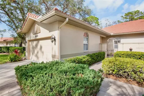 3370 E Chelmsford Ct #49, Sarasota, FL 34235