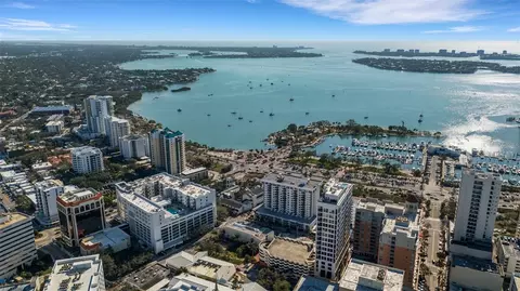 101 S Gulfstream Ave #7B, Sarasota, FL 34236