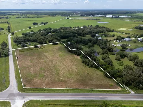 Betts Road, Myakka City, FL 34251