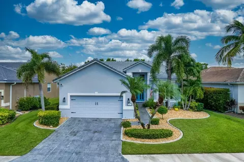 8580 Southwind Bay Cir, Fort Myers, FL 33908