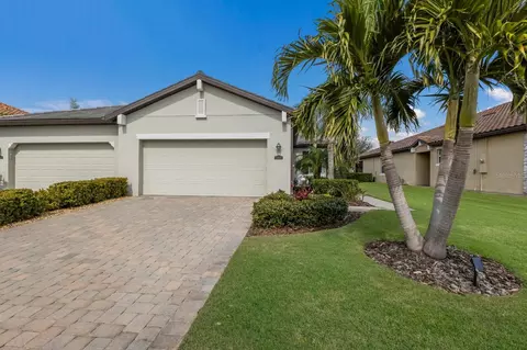 11815 Bluebird Pl, Lakewood Ranch, FL 34211